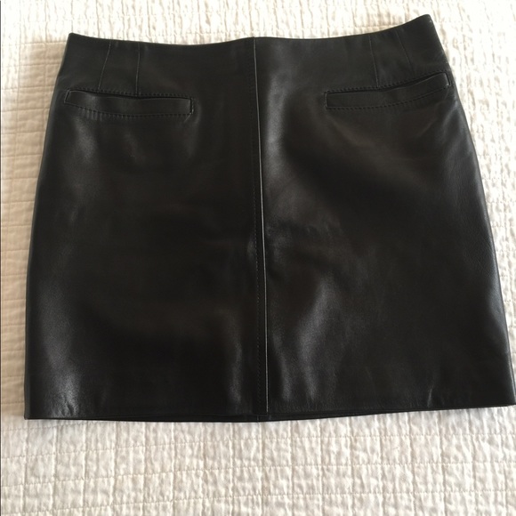 Barbara Bui black leather mini skirt w/ pockets